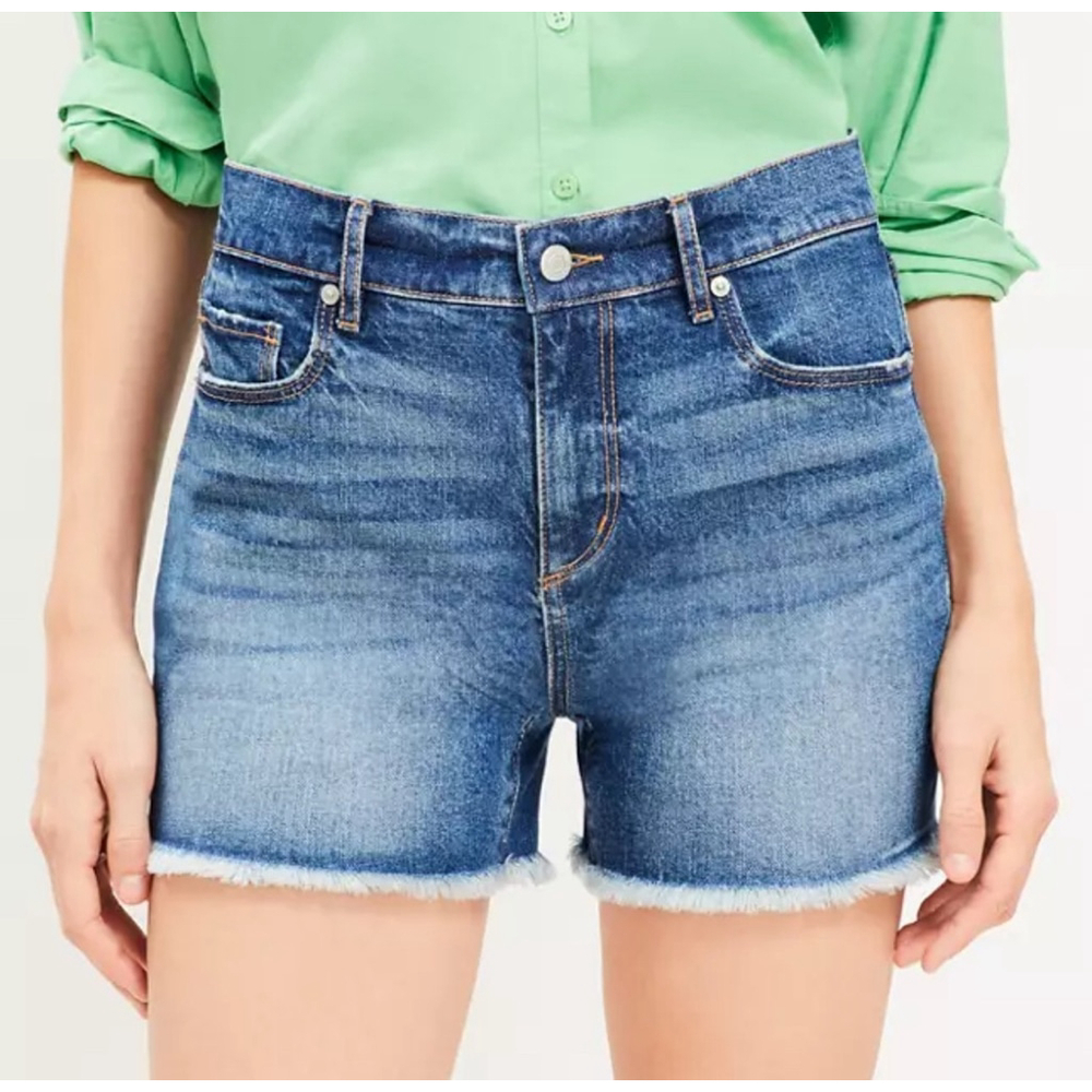 Loft NWT original denim shorts raw hem size 4